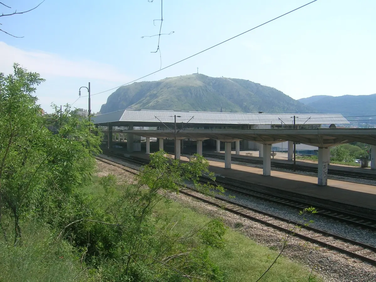 The platforms of Mostar railway station