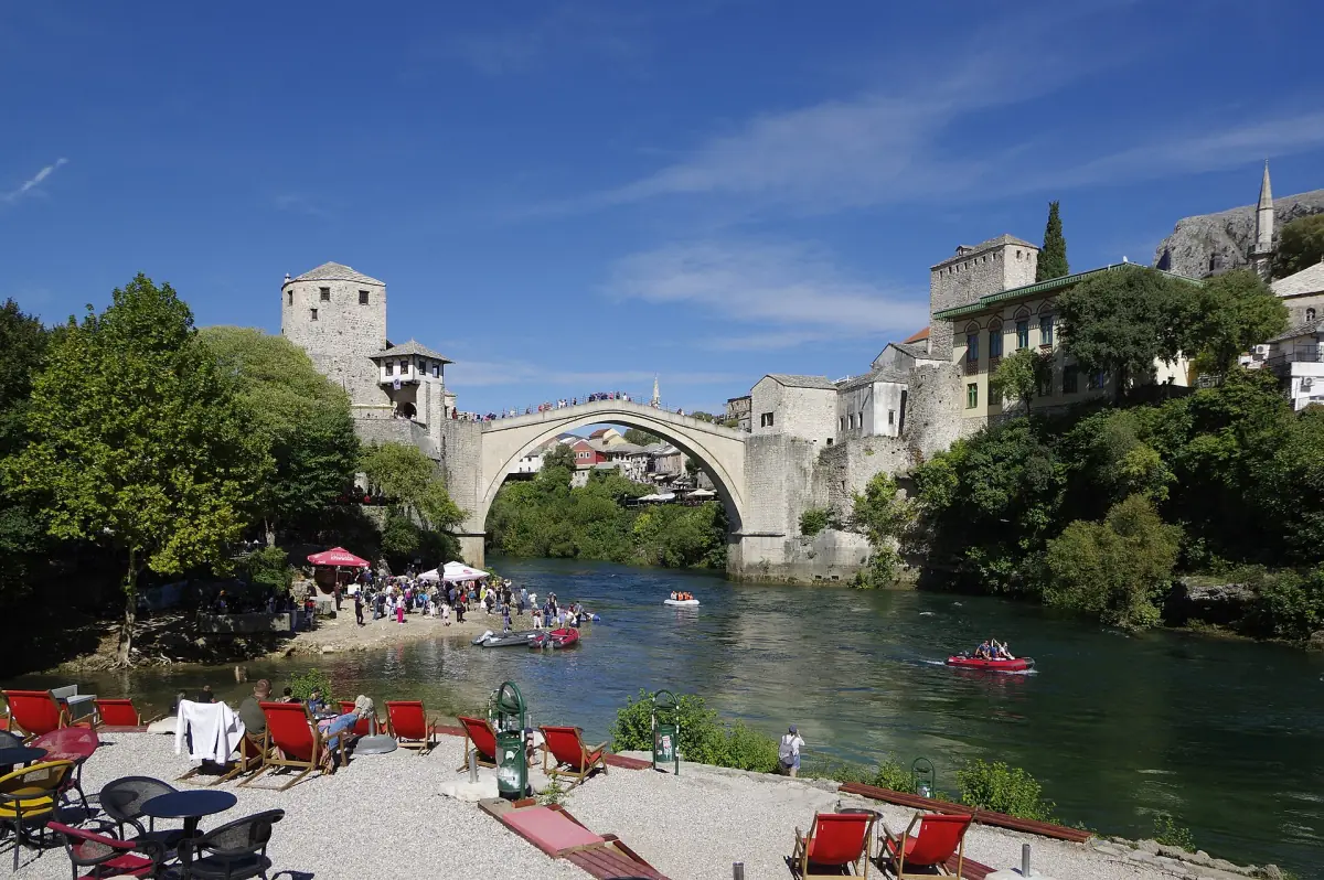 Stari Most over the green Neretva river